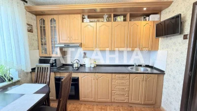 К продаже 2-комнатная квартира с ремонтом на Семена Палия, с.