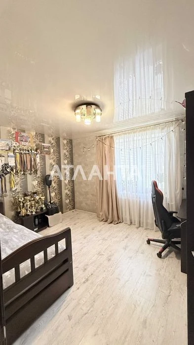 К продаже 2-комнатная квартира с ремонтом на Семена Палия, с.