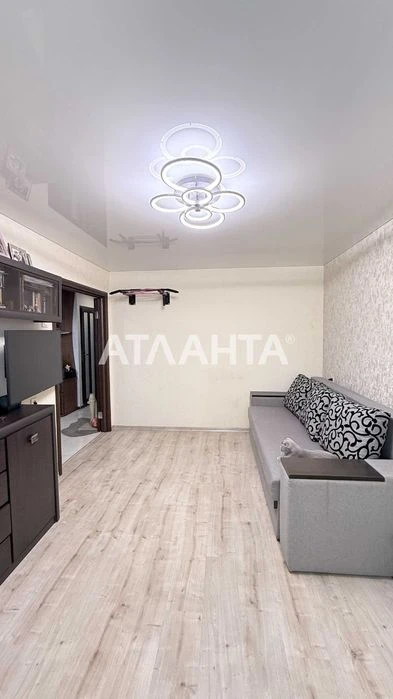 К продаже 2-комнатная квартира с ремонтом на Семена Палия, с.
