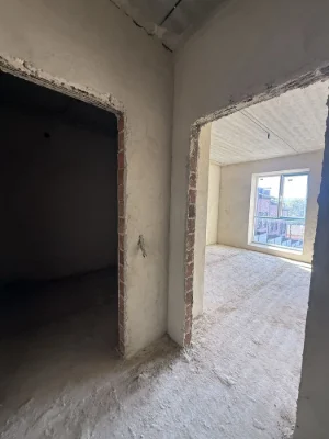 Продається квартира в новобудові, неподалік центру