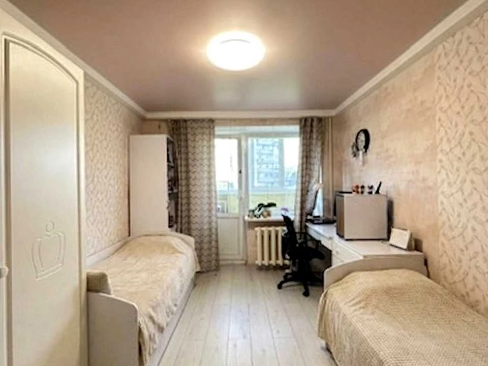 Apartment. Dnipro, Topolyna St.
