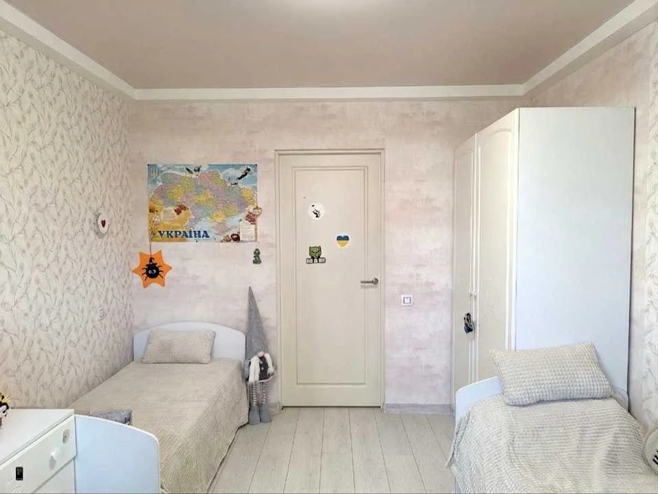 Apartment. Dnipro, Topolyna St.