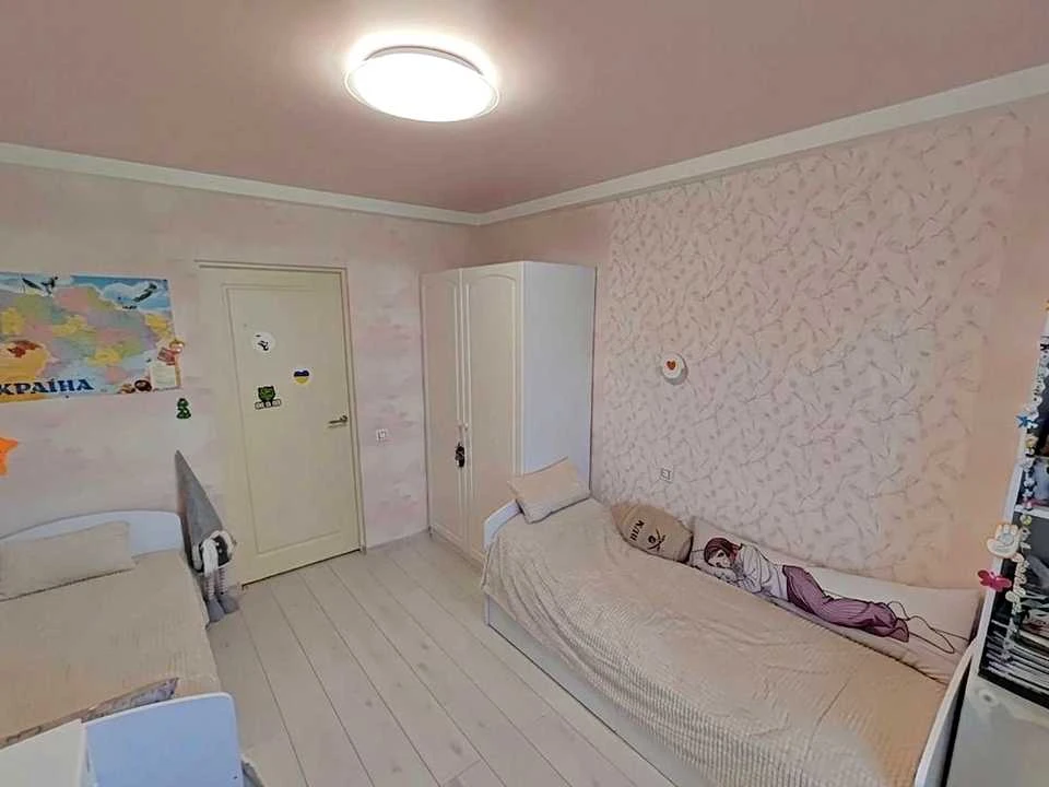 Apartment. Dnipro, Topolyna St.