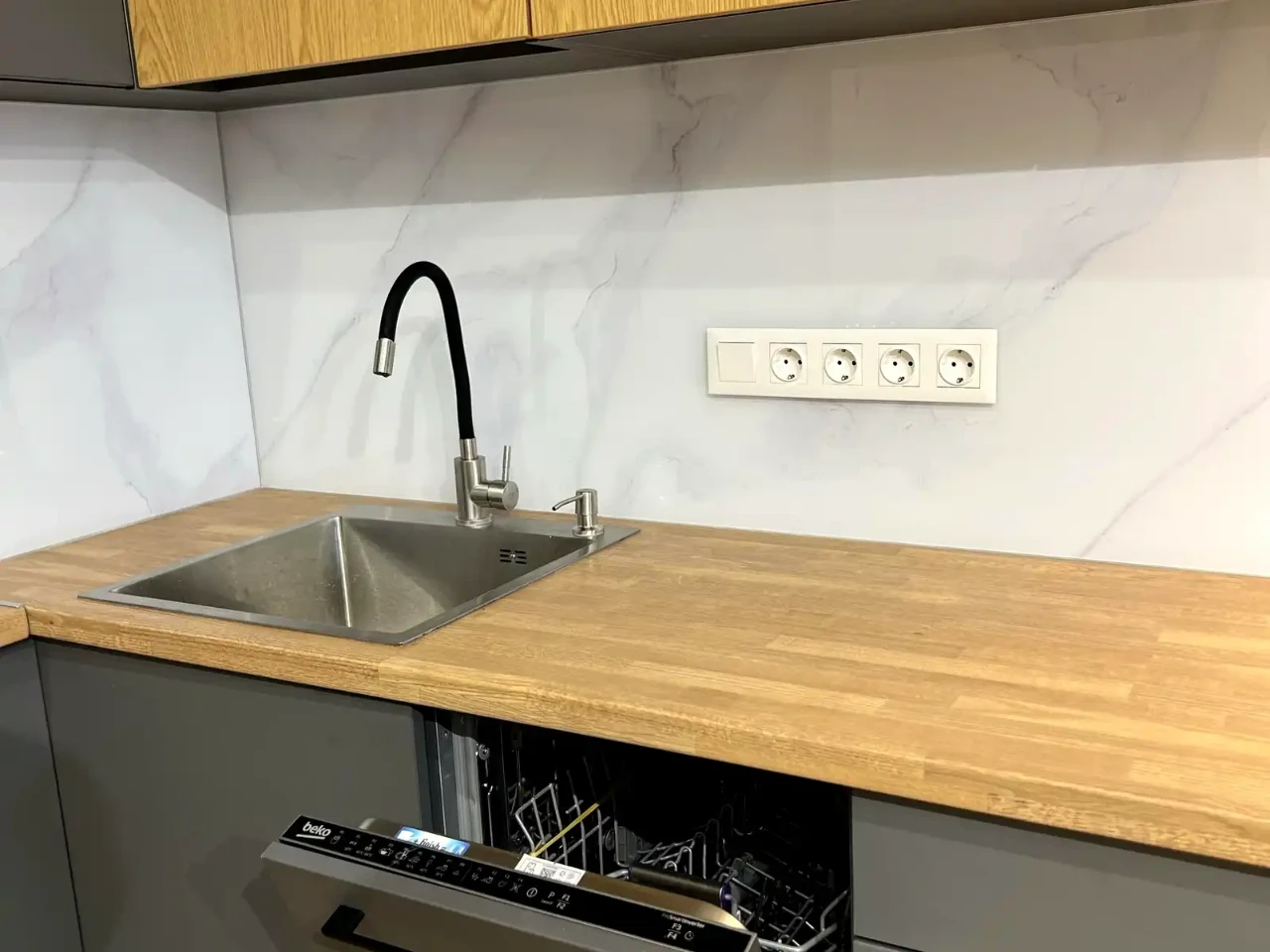 Продаж квартири 1-кімнатної 43 м² 12/20 этажа