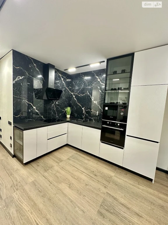 Long-Term Rental Apartment "Vishenka"
