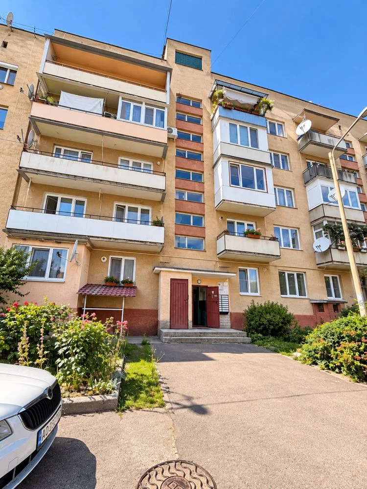 Продаж квартири | Ужгород | вул. Докучаєва 10 | Поблизу тц.Д