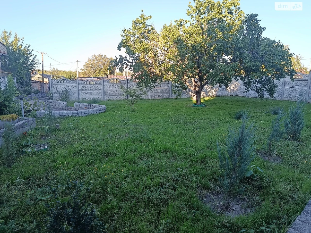 Sale of House, Wide Valley