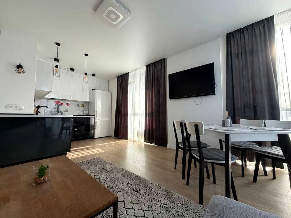 Квартира. Київ, Предславинська вул.
