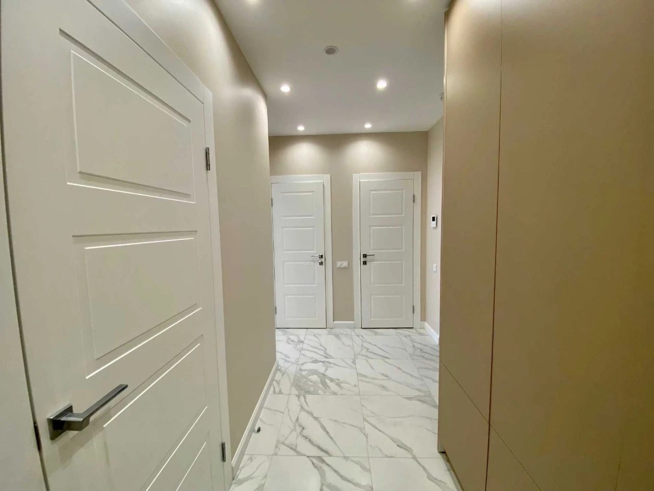 Каховська 62а, 2к, 62м2, 118.000 $. Без%. Продаж 2-х кімнатн