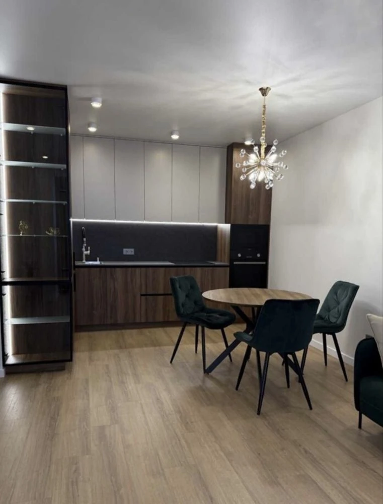 Academic. New apartment with renovation. COMPLETE FURNITURE