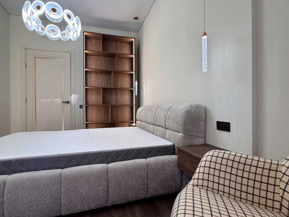 Apartment. Uzhgorod, Anatolii Tezi St.