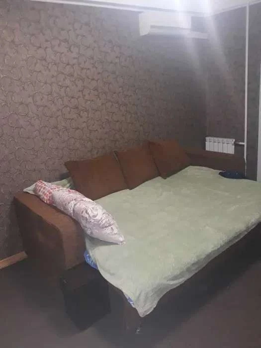 Rent 1-room apartment, Pavlo Tychyna Avenue, 5