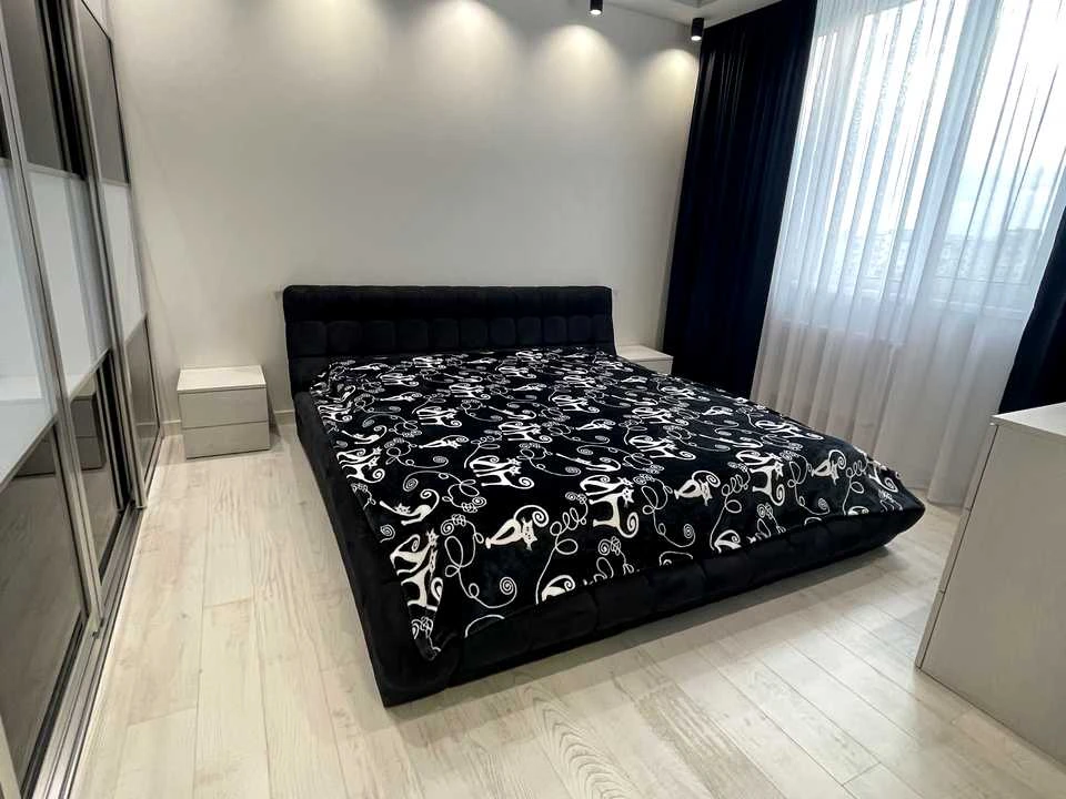 Apartment. Kyiv, Semyia Kyshy St.