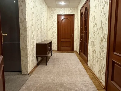 Rent of a 3-room apartment 70 sq.m 4/16 floor