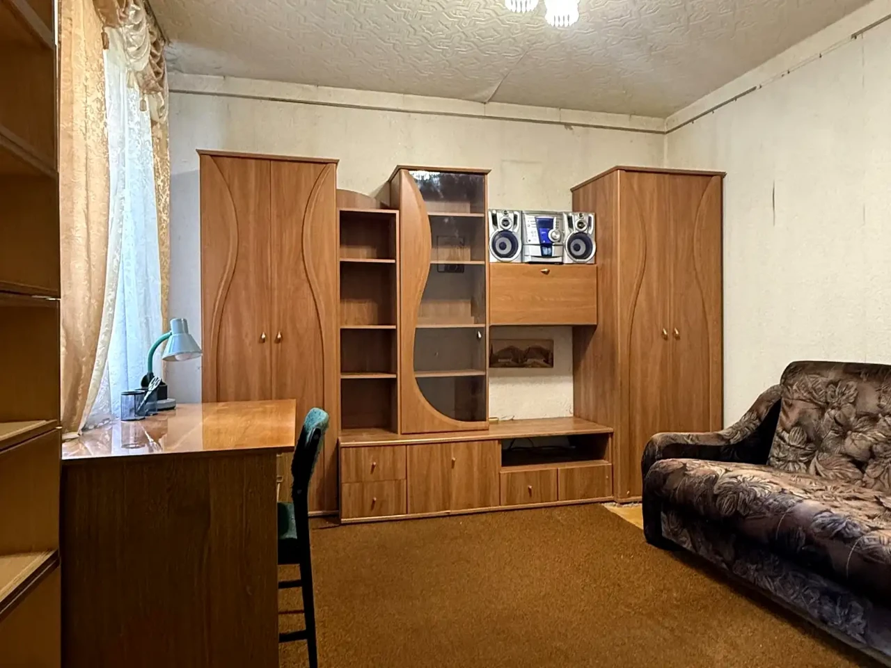 Rent of a 3-room apartment 70 sq.m 4/16 floor
