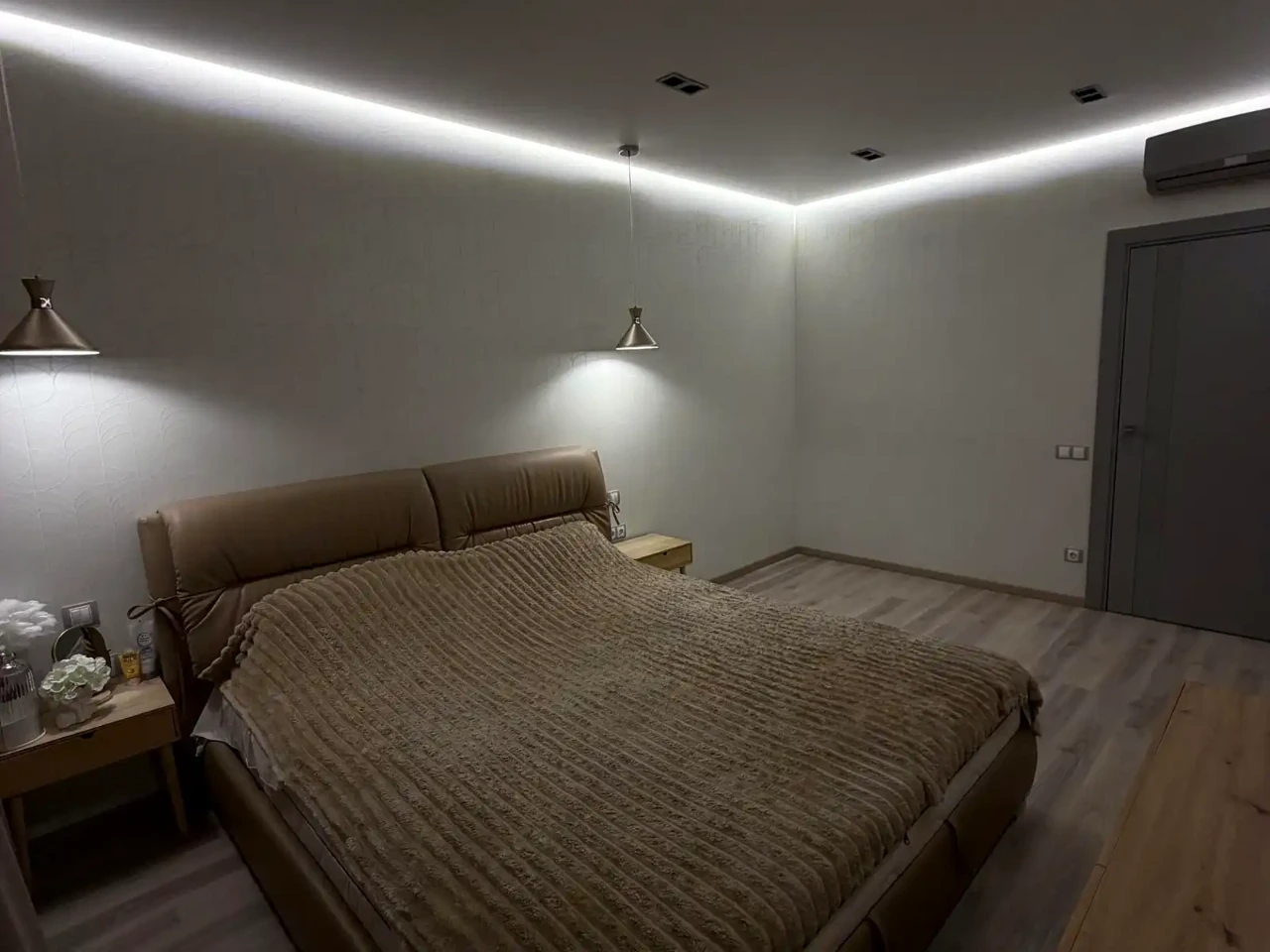 Rent of a 1-room apartment 48 m² 15/22 floor