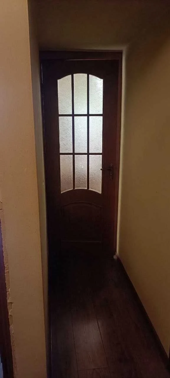 Продам однокімнатну  затишну квартиру в цегляному будинку на