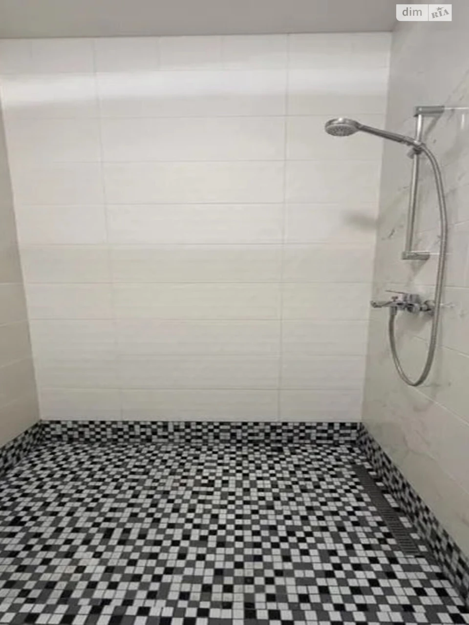 Long-Term Rental Apartment, Holosko