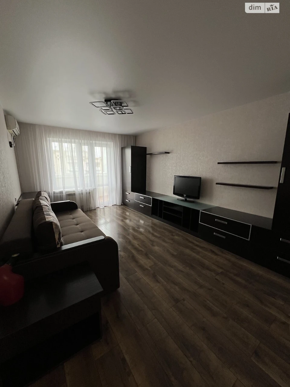Long-term Rental Apartment Troyeshchyna
