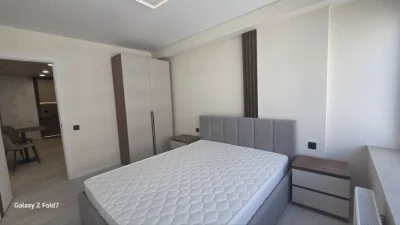 Sale of a 3-room apartment in a new building.
