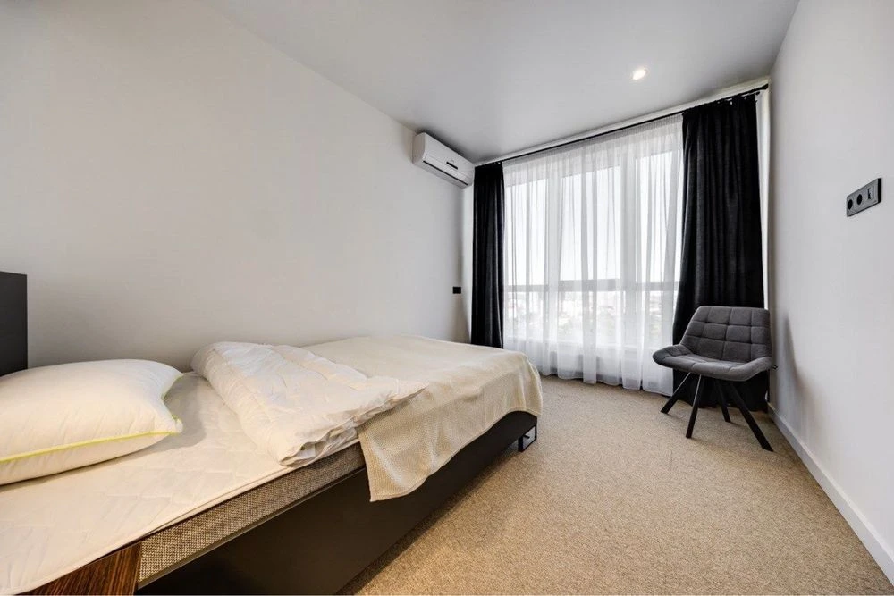 Продаж 4 км квартири в ЖК Парус Сіті ( Parus City). Вул. Кул
