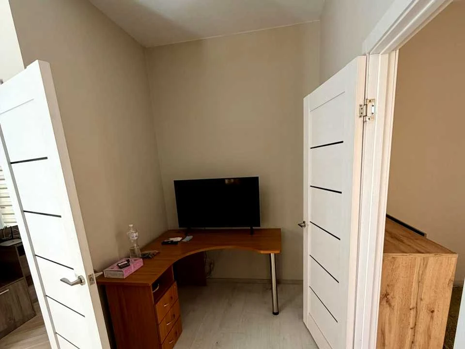 Будинок. Київ, 70-та Садова вул.