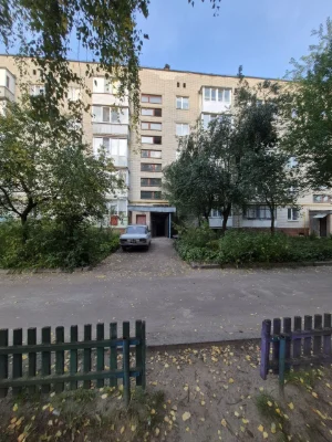 Продажа 1-комнатной квартиры на улице Космонавтов