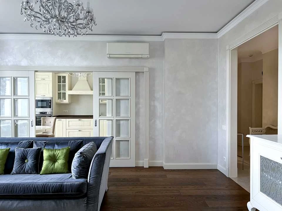 Apartment. Andriy Verkholyda St.
