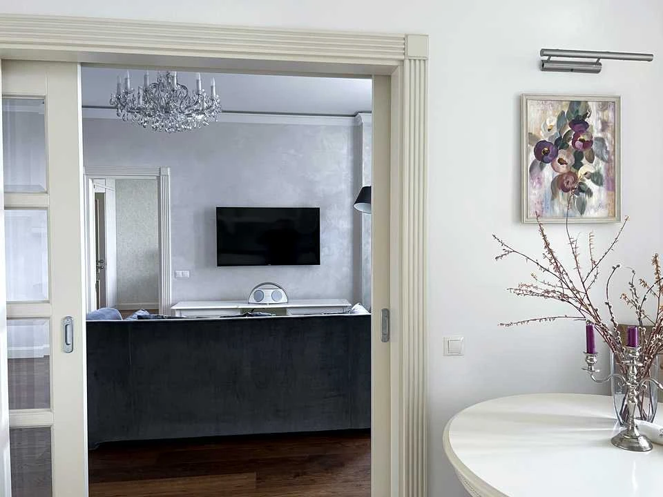 Apartment. Andriy Verkholyda St.