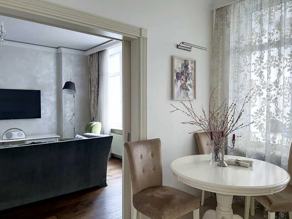 Apartment. Andriy Verkholyda St.
