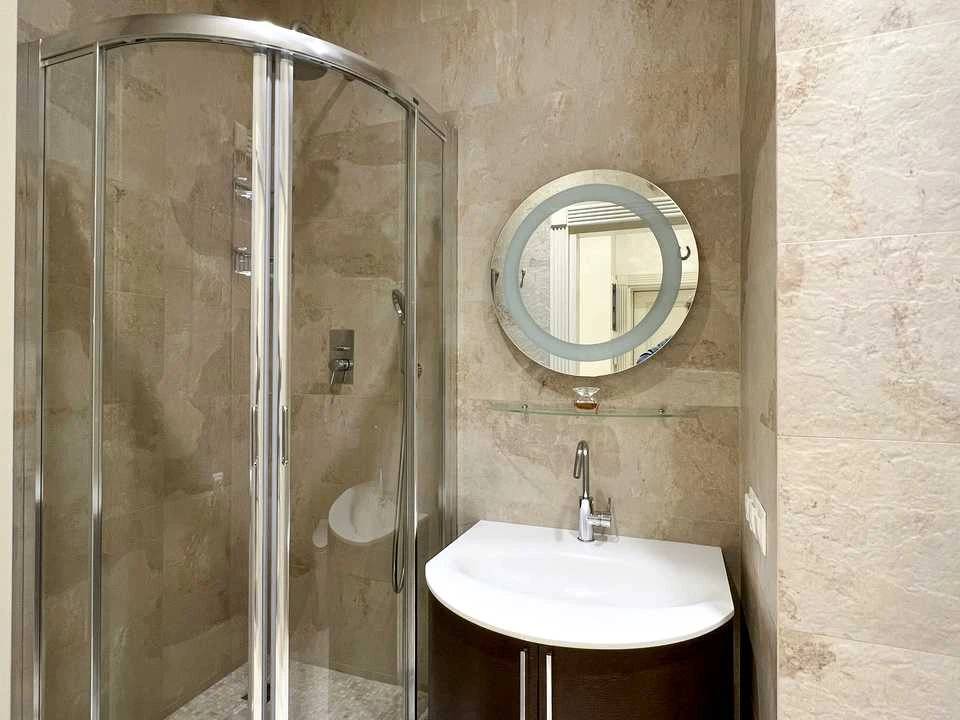 Apartment. Andriy Verkholyda St.