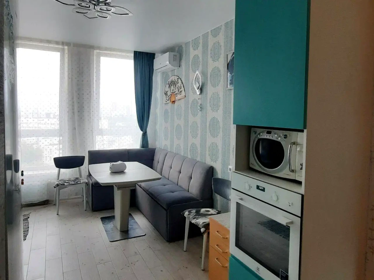 Сдается квартира 2-комн. 63 м² 12/17 этаж