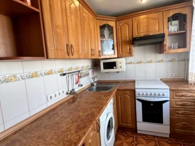 Apartment. Volodymyr Iasiuk St., Kyiv
