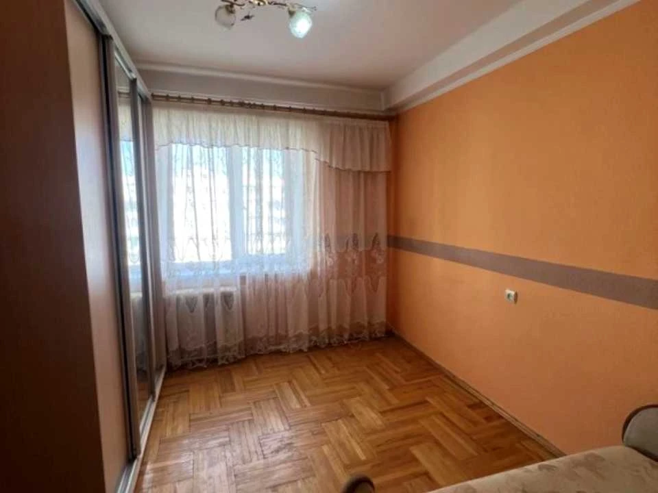 Apartment. Volodymyr Iasiuk St., Kyiv