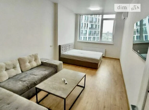 Sale of 1-room apartment 53 sq. m on Prospect Bereстейsky 11 building
