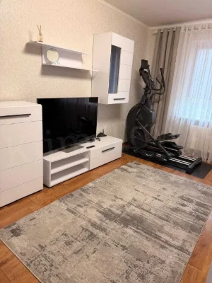Продаж 3 кімнатної квартири в ЖК «The Lakes»