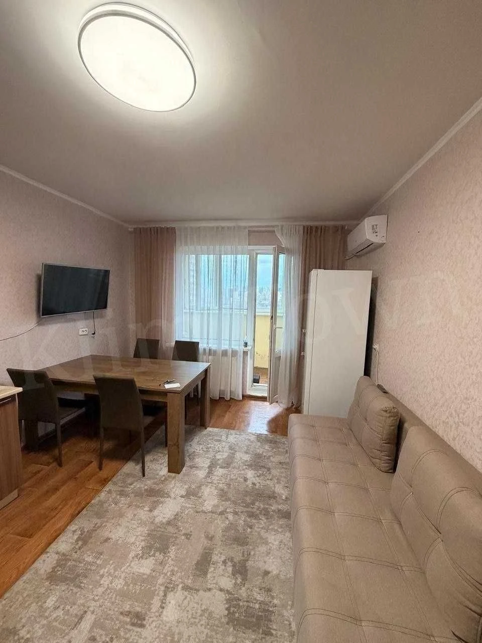 Продаж 3 кімнатної квартири в ЖК «The Lakes»