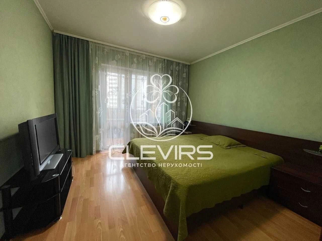 Продажа 3-комнатной квартиры, ул. Драгомырова 23, Позняки
