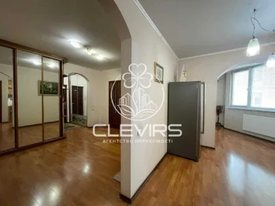 Продажа 3-комнатной квартиры, ул. Драгомырова 23, Позняки
