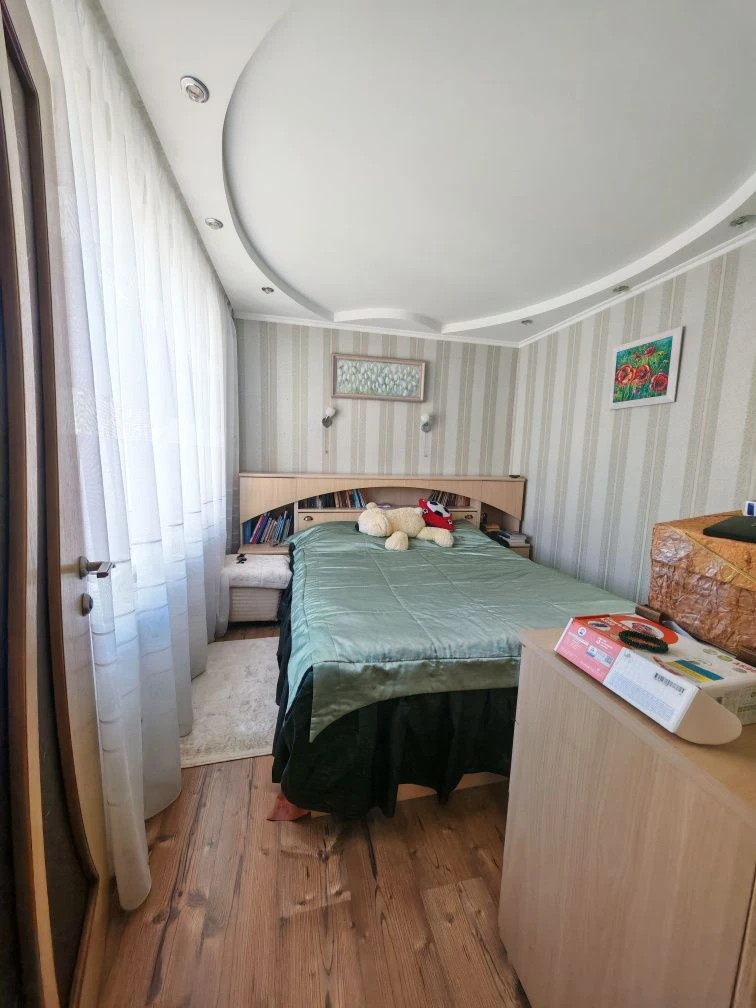 Продам 3-х кімнатну квартиру на ж/м Західний, м. Дніпро