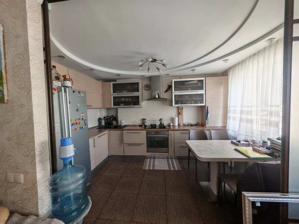 Продам 3-х кімнатну квартиру на ж/м Західний, м. Дніпро