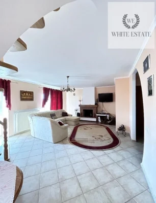 Sale of 4-room apartment in the center, Lipova St.