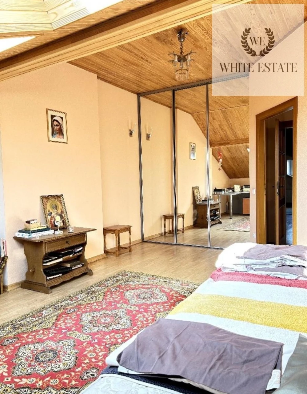 Sale of 4-room apartment in the center, Lipova St.