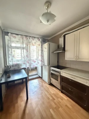 Sale of a 2-room apartment in Antonovych, 102