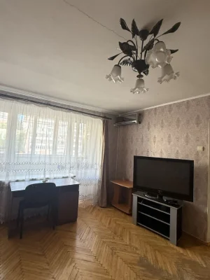 Sale of a 2-room apartment in Antonovych, 102