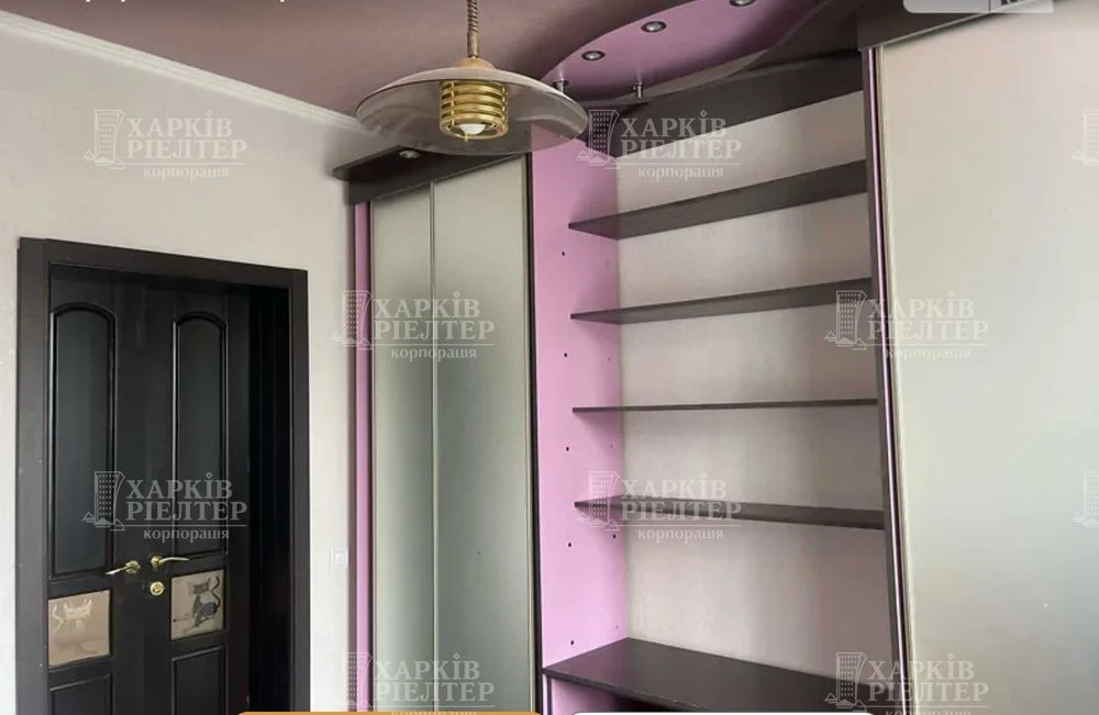 GA D2 3-room apartment for sale in the center of Kharkiv, opposite