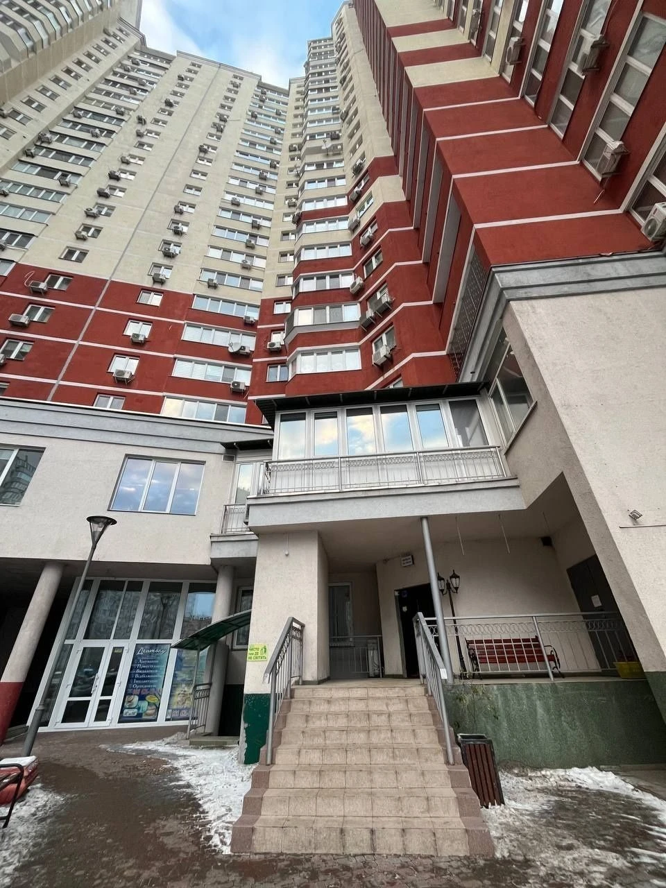 Продаж 3 кімнатної квартири Княжий Затон 9 метро Позняки Осо