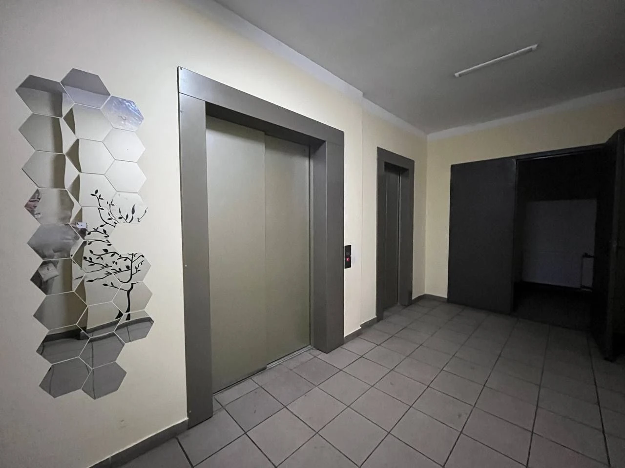 Продаж 3 кімнатної квартири Княжий Затон 9 метро Позняки Осо