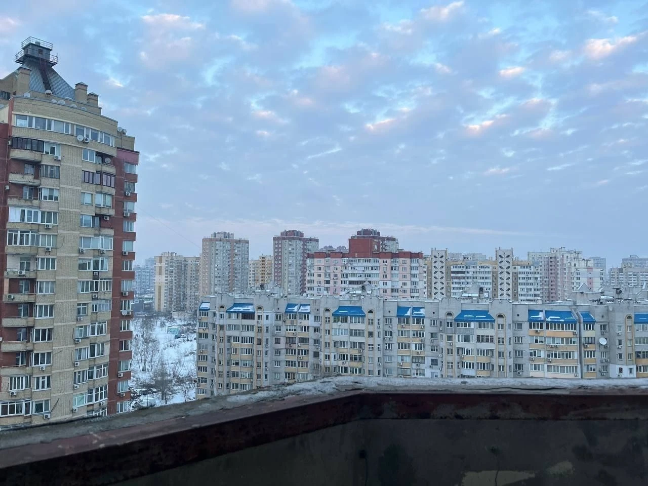 Продаж 3 кімнатної квартири Княжий Затон 9 метро Позняки Осо