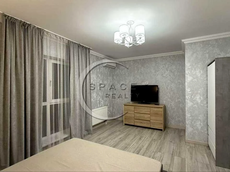 House. Kyiv, Halyka
